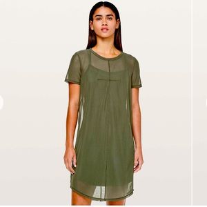 Lululemon Ready to Reach Dress